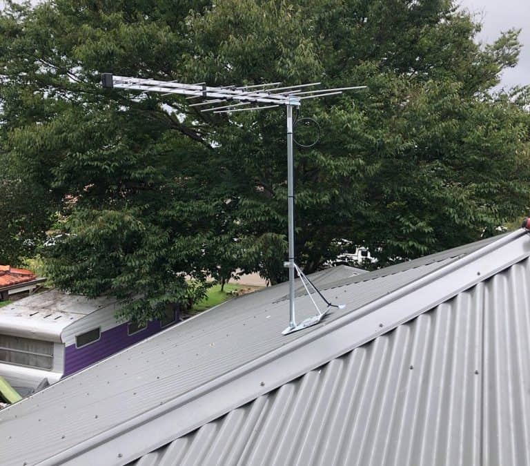 new tv antenna installation on metal roof northern beaches